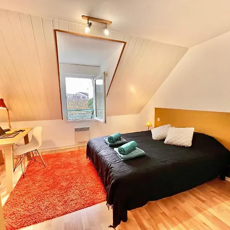 Duplex Proche De La Gare, Parking Gratuit 아파트 라발
