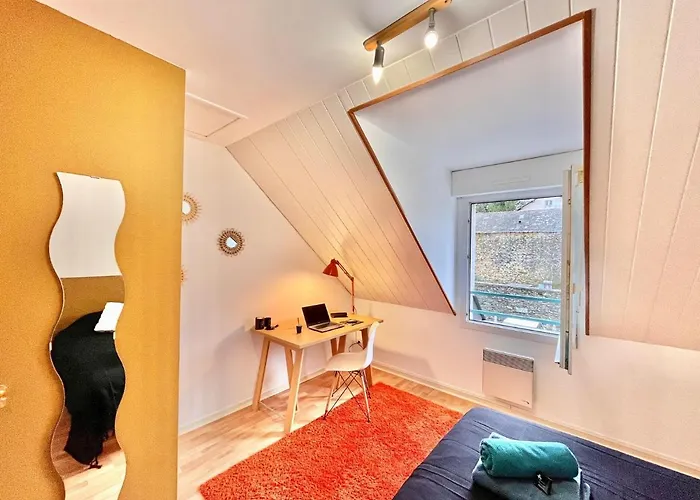 Duplex Proche De La Gare, Parking Gratuit *