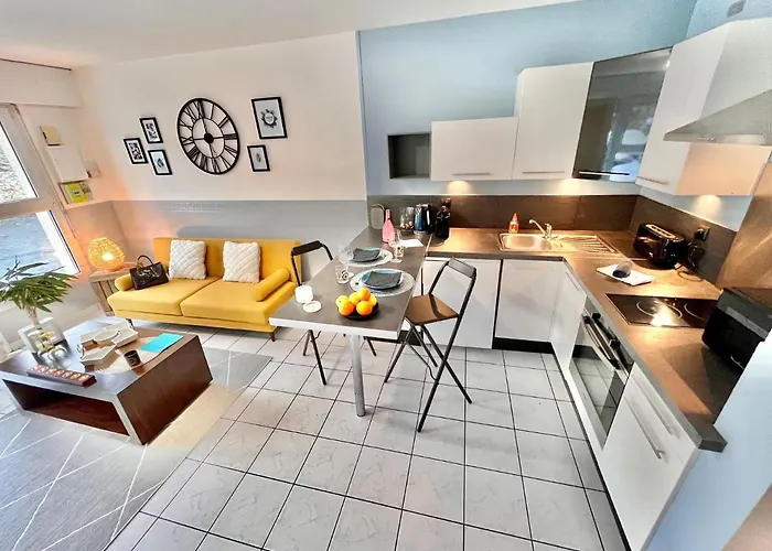 Duplex Proche De La Gare, Parking Gratuit Apartmán *